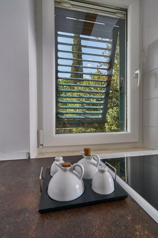 Holiday Home Olive Mill ムリニ エクステリア 写真