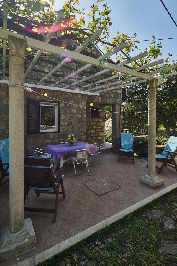 Holiday Home Olive Mill ムリニ エクステリア 写真